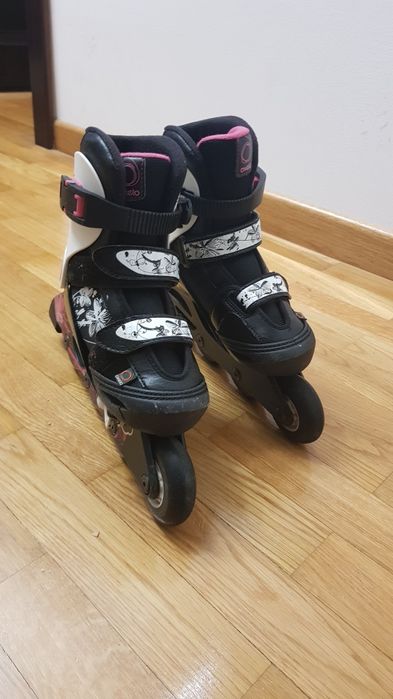 Role OXELO, fete, marime reglabilă 30-32.
Stare foarte bună, fară nici
