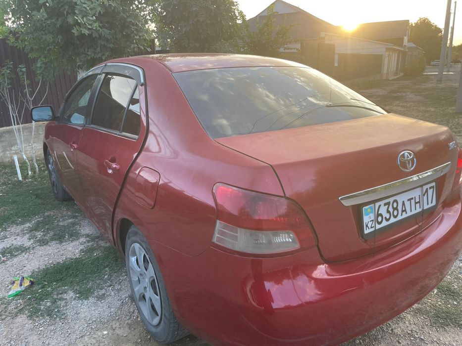 машина на ходу хорошом состояне