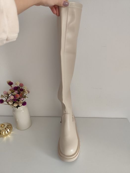Cizme lungi peste genunchi bej