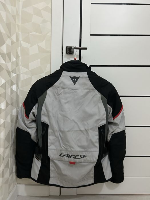 Мотокуртка и мотоштаны Dainese