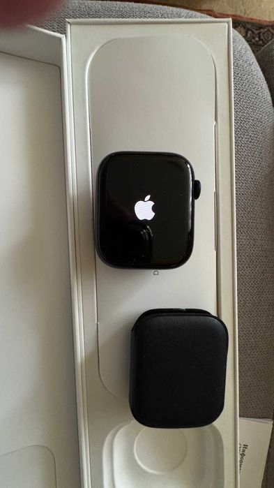 Мъжки Apple Watch с гаранция.