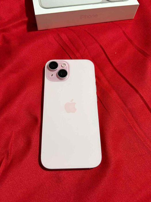 Iphon 15 roz 128g impecabil Onesti • OLX.ro