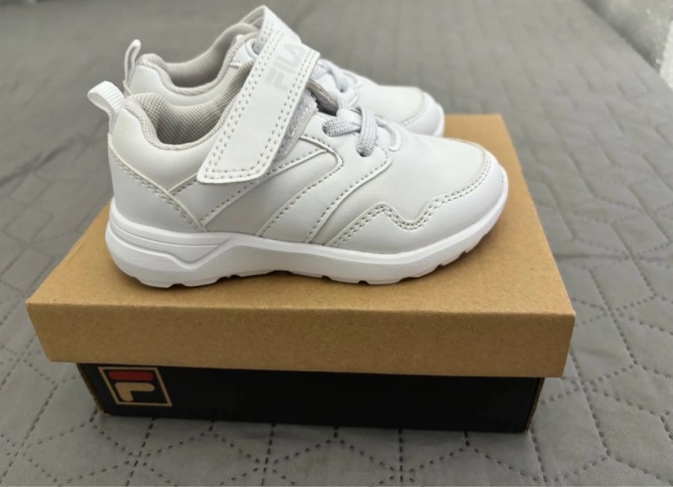 Adidasi Fila copii