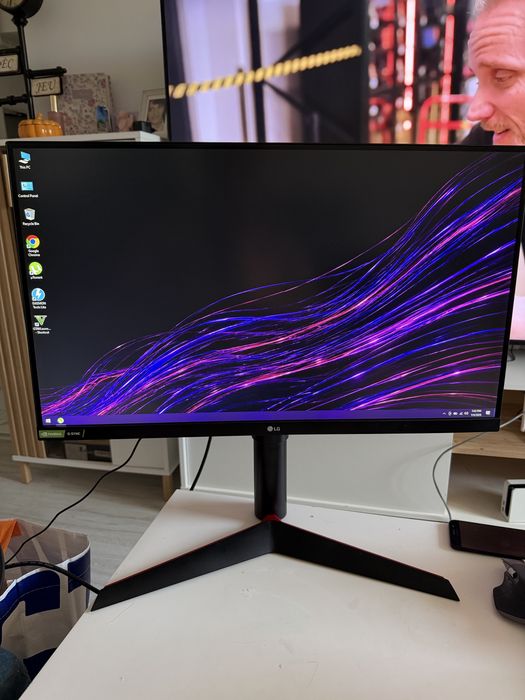 Monitor gaming LG  27” 27gl63t-b