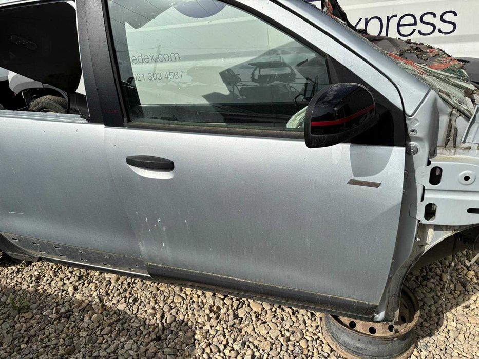 Usa pentru Dacia Lodgy