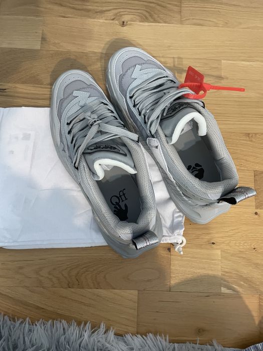 Off-White ODSY-1000