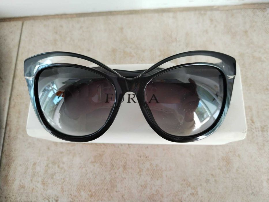 Оригинални слънчеви очила Furla с прозрачен елемент