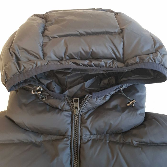 Vesta usoara M o n c l e r  / cu puf de gasca M- oferta !