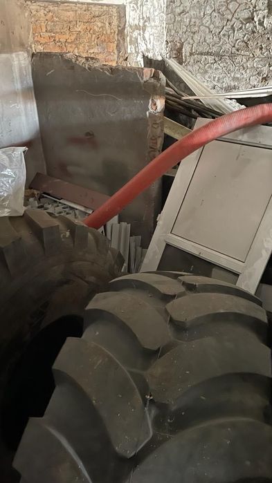 Шины на погрузчик 23,5-25