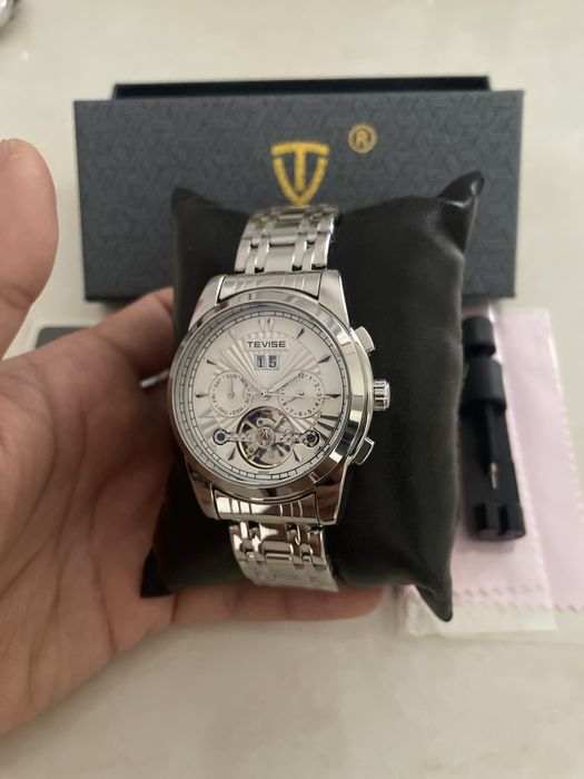 Наручные часы. Механический.