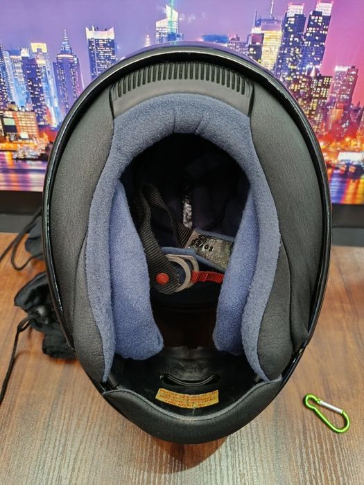 Мото шлем от Японского бренда ARAI Quantum