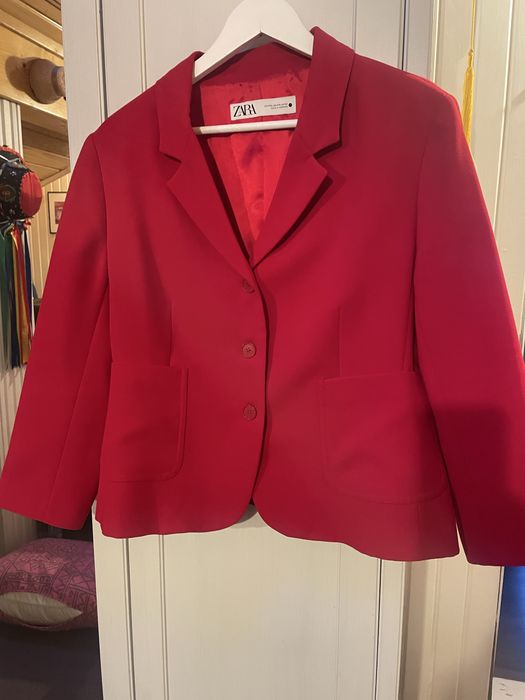 Sacou rosu Zara captuseala satin XL