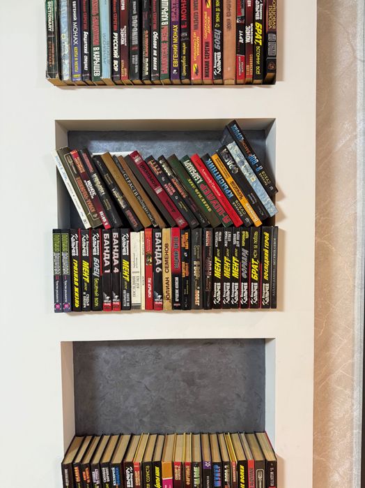 Старые книги и на русском и на узб