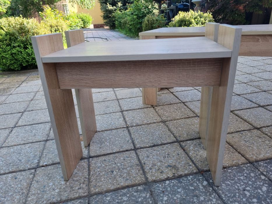 Скамейка и табуретки