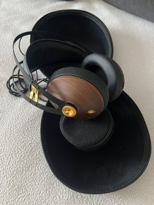 Căști meze audio