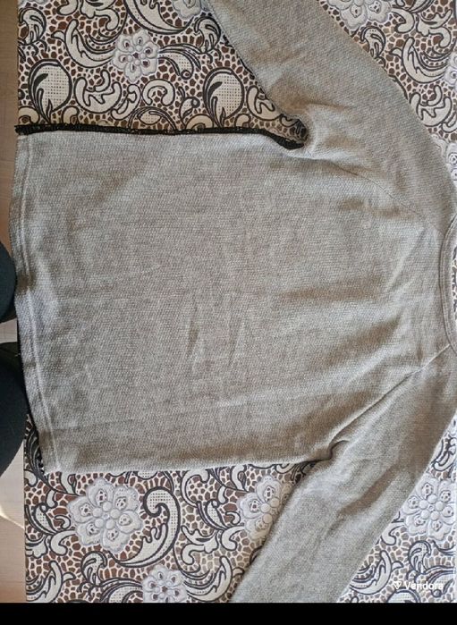 Черно сива блузка