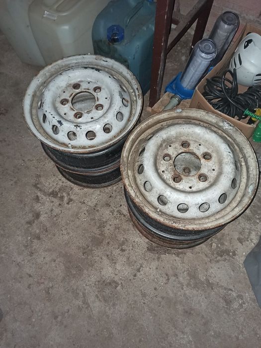 Бус спринтер десен волан Бартер за Кола гр. Левски • OLX.bg