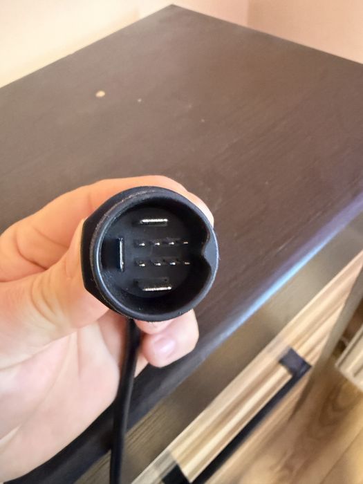 Зарядно за електрически велосипед