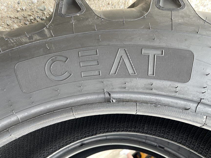 Anvelopa 13.6-28 CEAT FARMAX 8PR 125A8 TT  Cauciucuri tractor, Fiat, Case, Fendt, John Deere, New Holland, Massey Ferguson, UTB   Cauciucuri tractor,