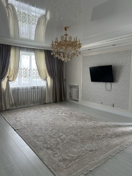 Продам палас 2,5 * 4