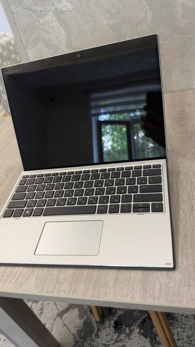 HP Elite x2 G8 | i5-1145G7 | 16GB RAM | Сенсор | Планшет 2-в-1