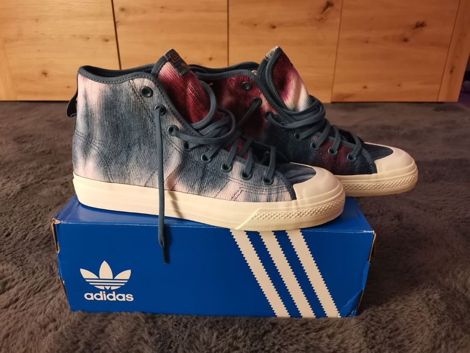 Маратонки adidas