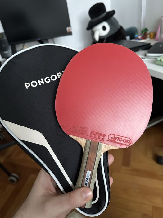 Paleta tenis de masa Andro + Fețe Xiom