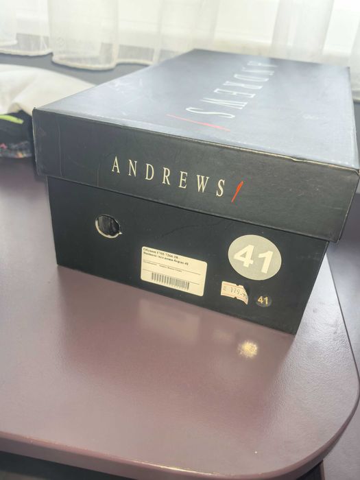 Обувки официални ANDREWS, носени един път, 41 номер