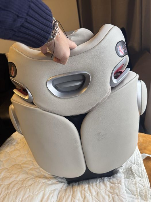 Столче за кола Cybex с изофикс система, лимитирана серия.