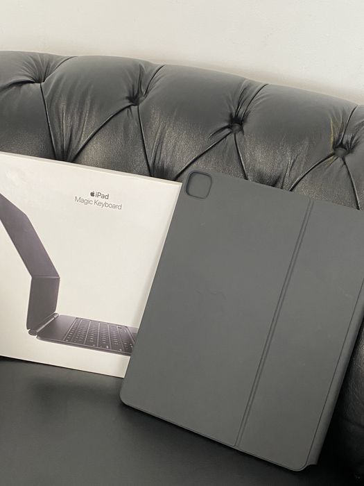 iPad Magic Keyboard / iPad Pro / 13 Inch / Black  / Ca nou