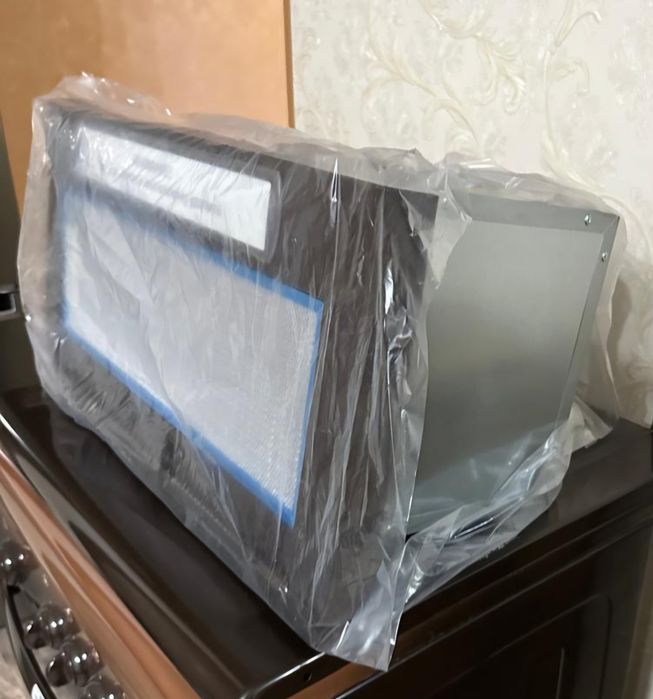 Продам вытяжку новую