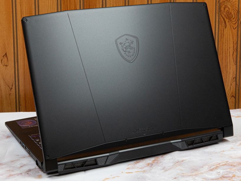 MSI KATANA 15 b13v игровой ноутбук