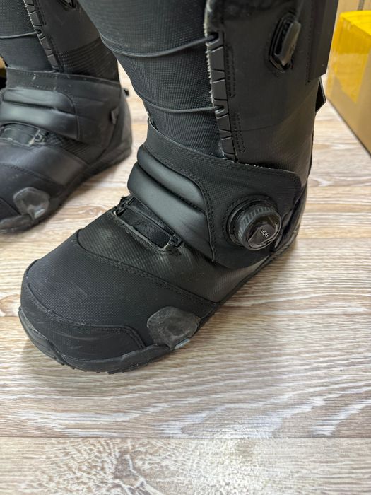 Продам ботинки с креплениями