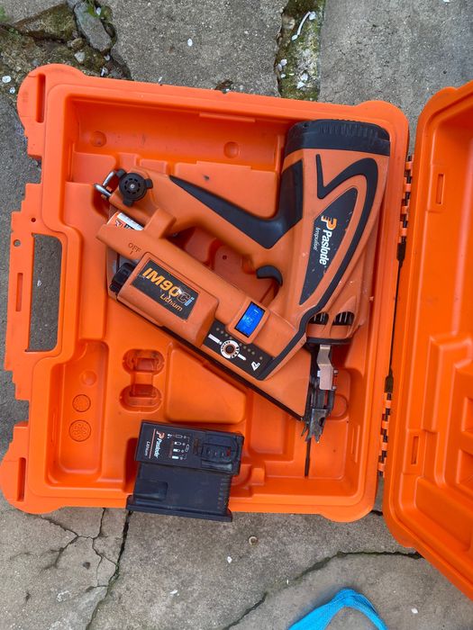 Pistol cuie Paslode IM90CI