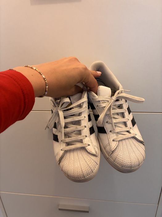 Маратонки Adidas 33 размер