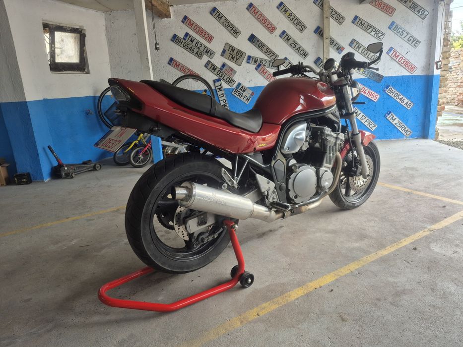 Suzuki bandit a2