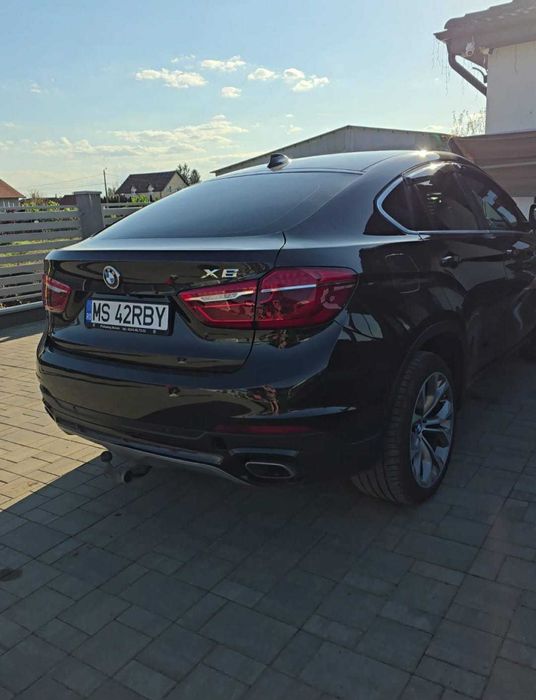 Auto Bmw X6 2016