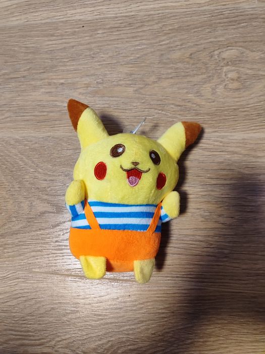 Плюшена играчка Пикачу