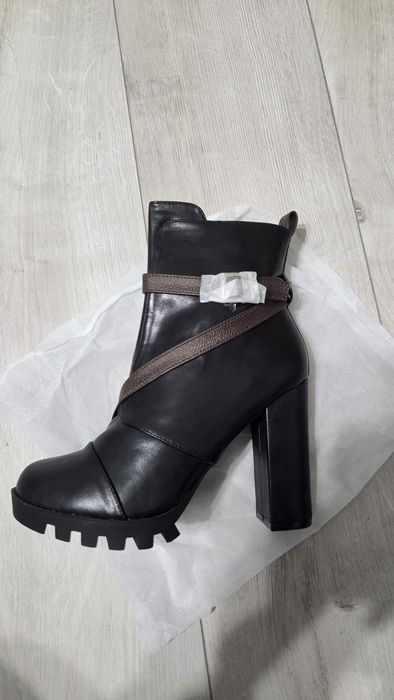 Зимни боти GIVANA  Нови