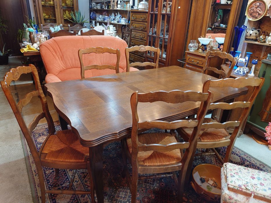 Френска разтегателна трапезна маса + 6 стола (1970–80 г.) – 158/240×97