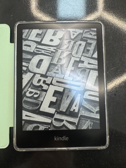 Продаю Kindle paperwhite  2021 signature edition