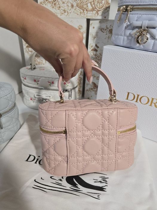 Дамска чанта Christian Dior Dioramour Mini Vanity Case