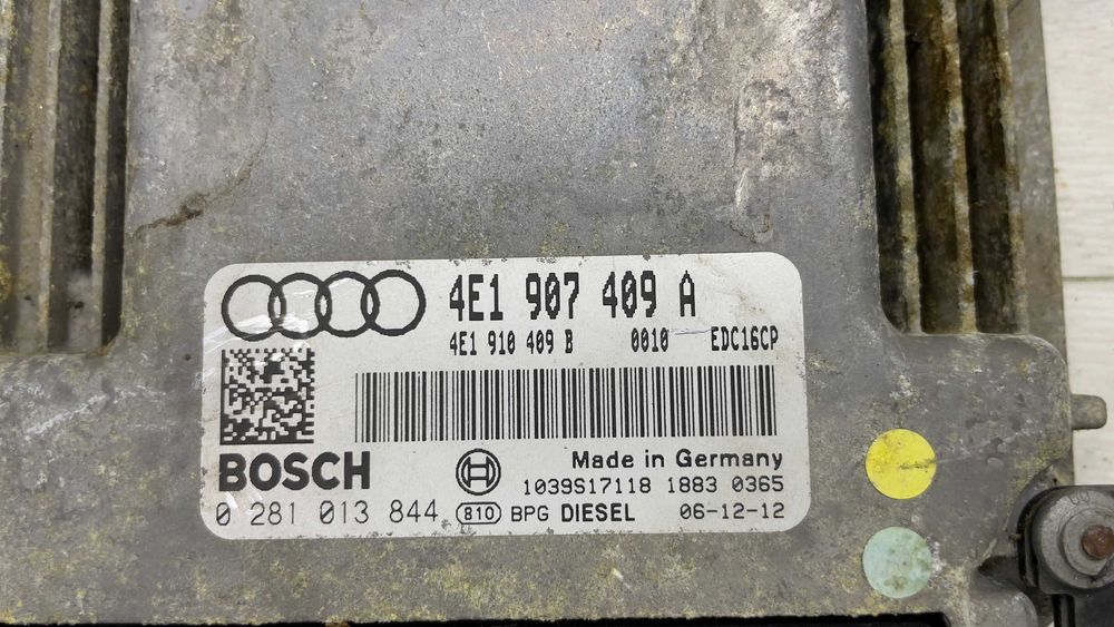 Компютър двигател AUDI A8 4E1907409A