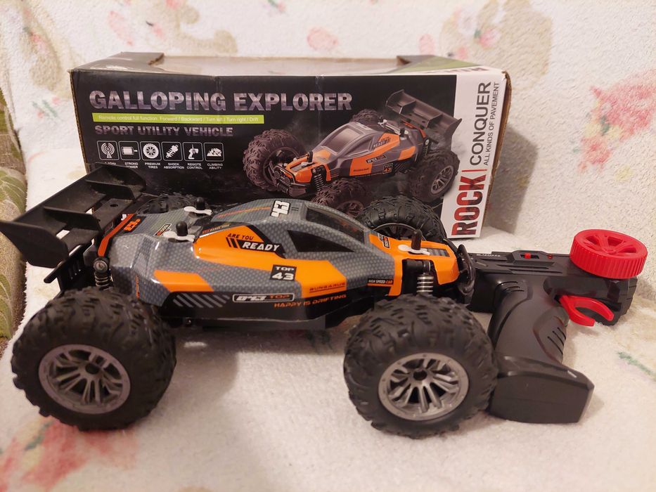 Детска количка с дистанционно управление