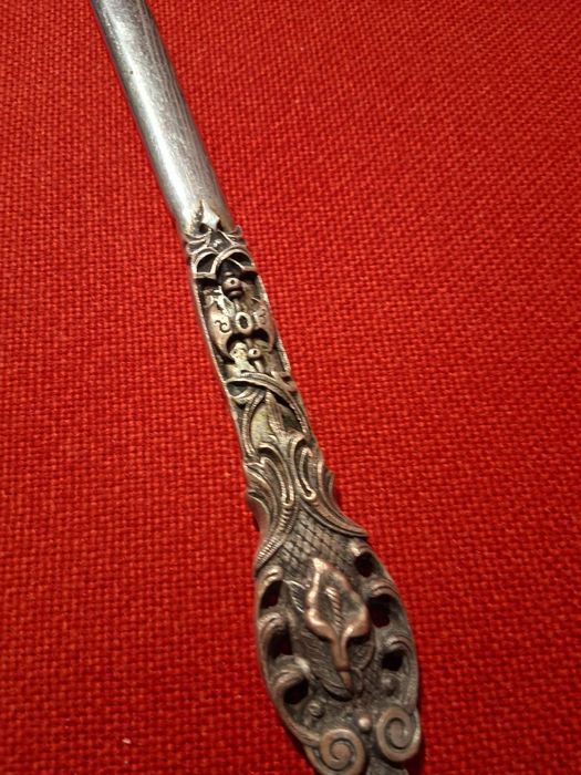 Vand sabie de colecție