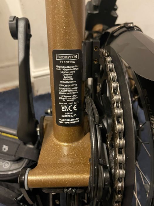 Bicicleta electrica brompton P line  4 viteze