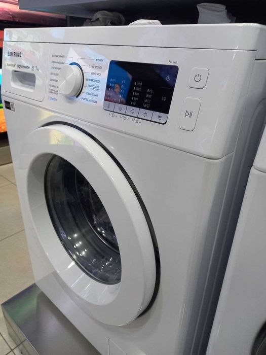 Стиральная машина SAMSUNG 7 кг  WW70AG5S21EELD