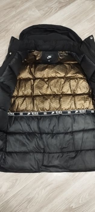 Продается зимняя куртка