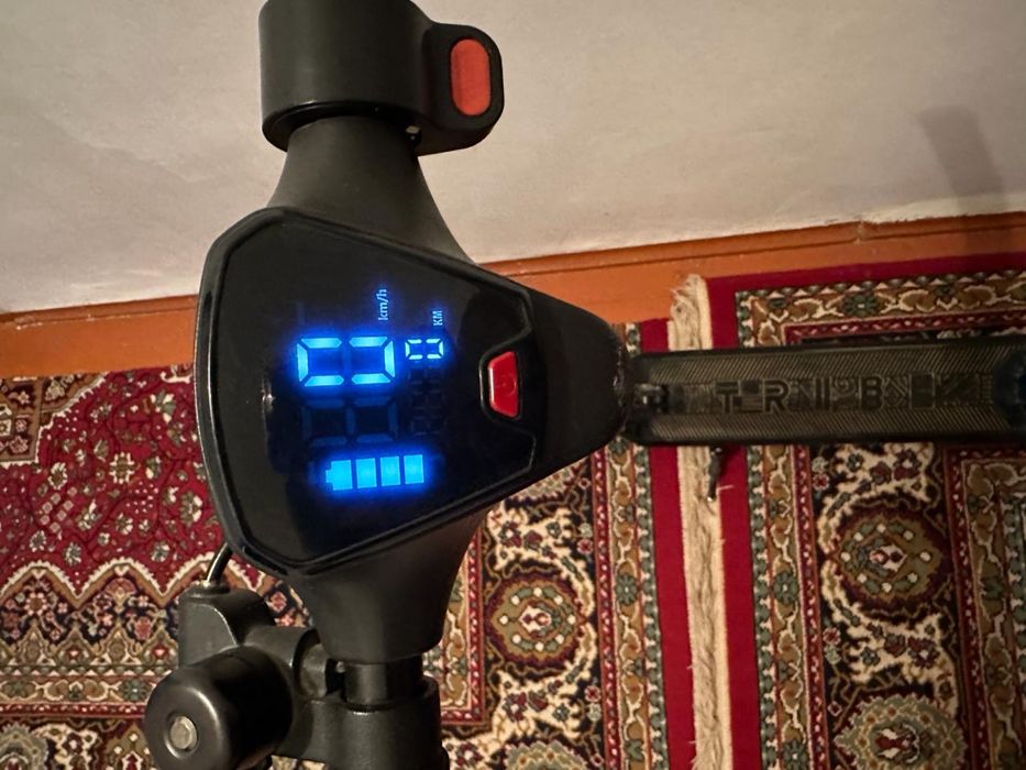 Продам или обмен электросамокат