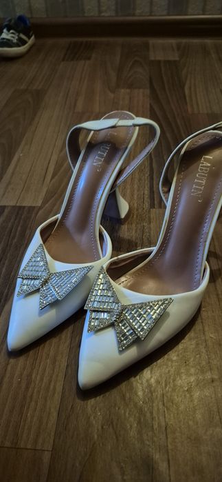 Туфли нарядный..
